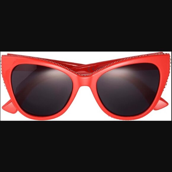 ❣️2/$36 NIP Betsey Johnson Red Bling Rhinestone Rimmed Red Cat Eye Sunglasses - Picture 2 of 9